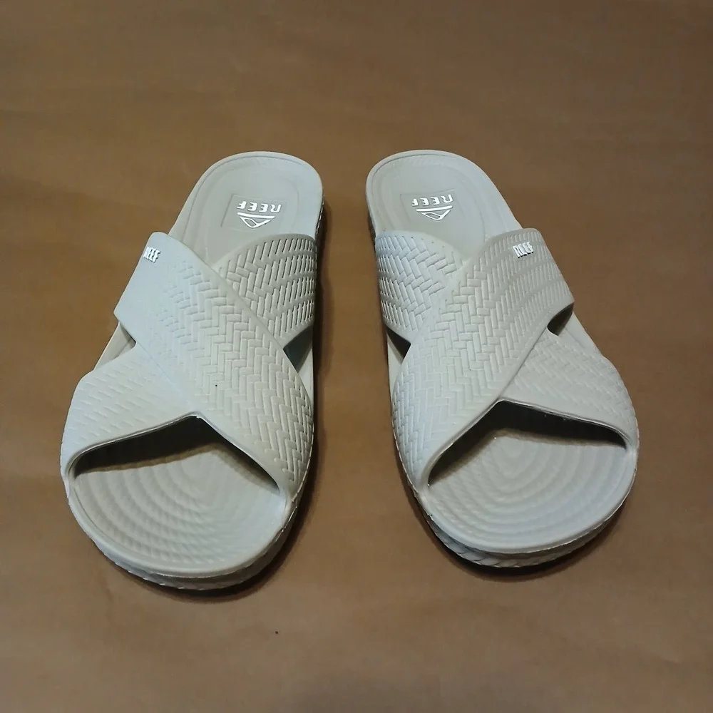 Reef Water X Sandals women 10 Gray Slide On